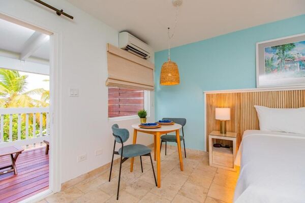 Deluxe with King Bed Deluxe with King Bed