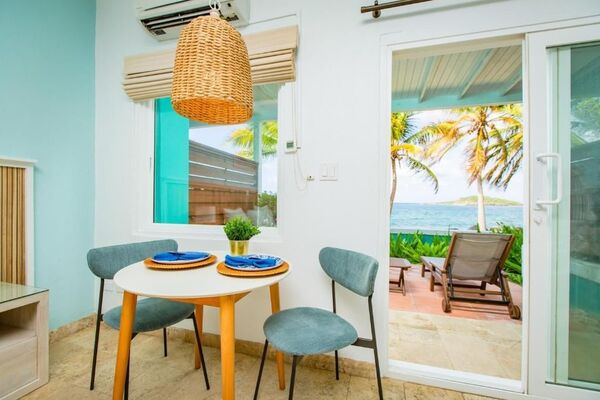 Superior Kitchenette with 2 Queen Beds Superior Kitchenette with 2 Queen Beds